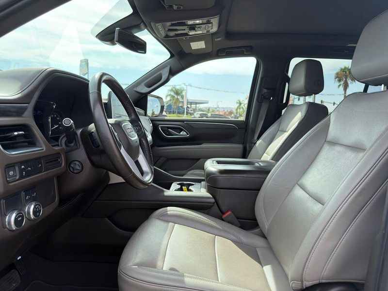 Used 2021 GMC Yukon SLTImage 11