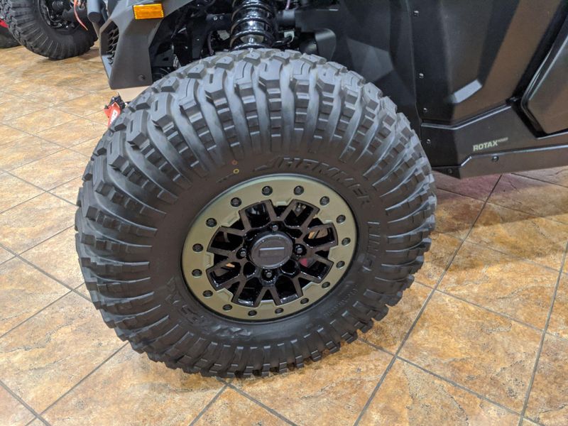 New 2027 Can-Am MAVERICK X3 MAX X RC TURBO RR Image 16
