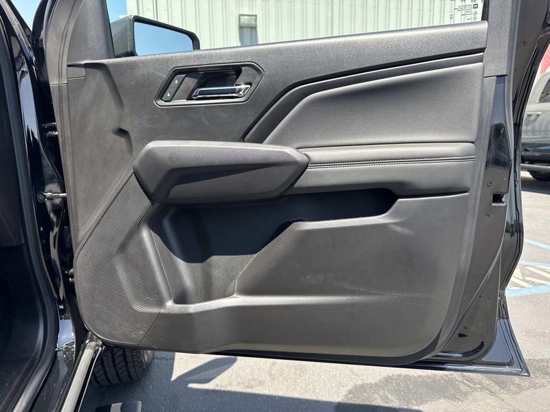 Used 2024 Chevrolet Colorado 2WD Crew Cab LT