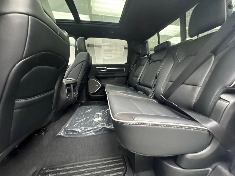 2025 RAM 1500 Laramie Crew Cab 4x4 5