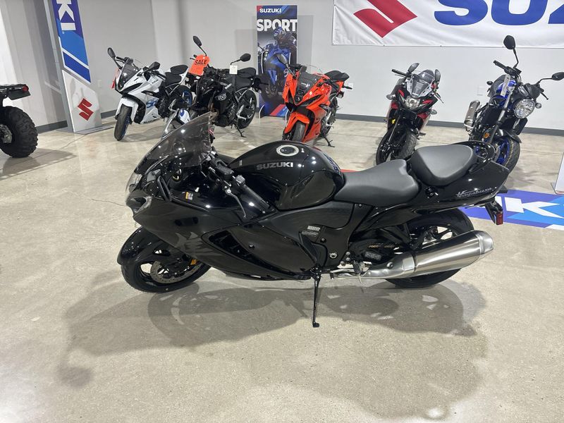 New 2027 Suzuki Hayabusa Image 13