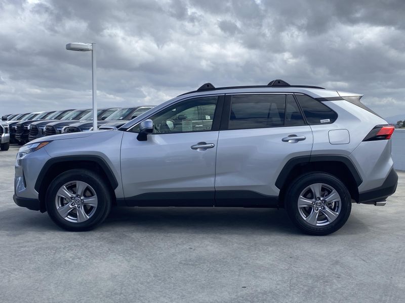 2023 Toyota RAV4 XLEImage 6