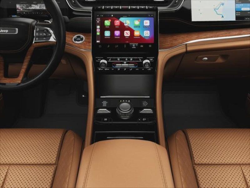2025 Jeep Grand Cherokee Summit Reserve photo 23
