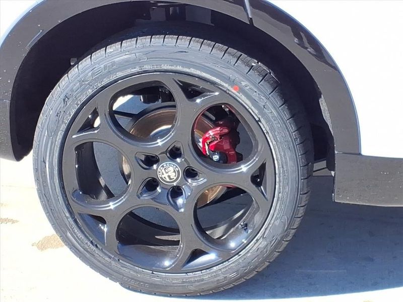 New 2026 Alfa Romeo Tonale VeloceImage 6