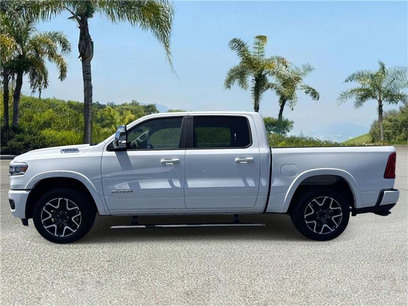 New 2026 RAM 1500 Laramie Crew Cab 4x4 5'7' Box