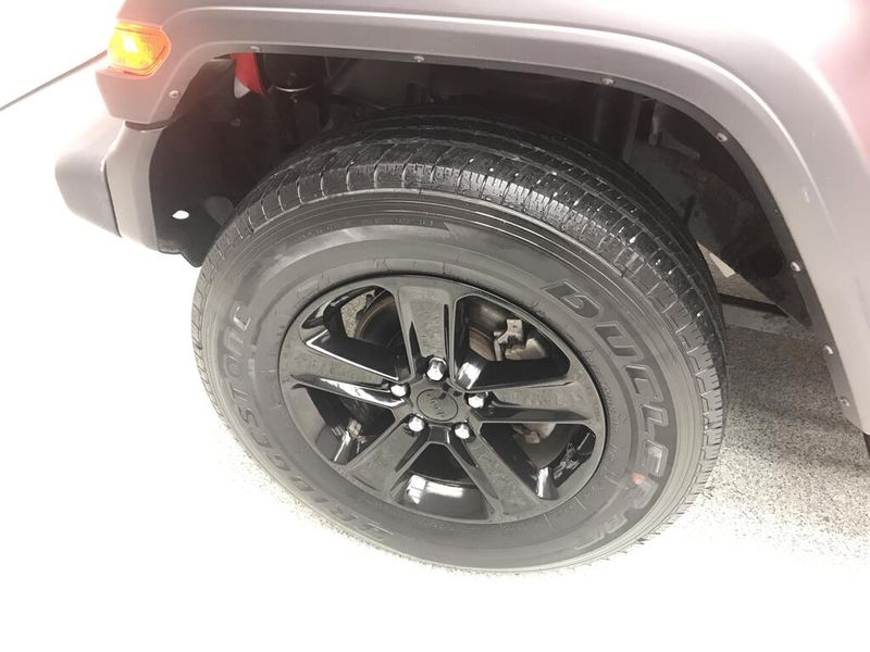 Used 2021 Jeep Wrangler Unlimited Sport AltitudeImage 9