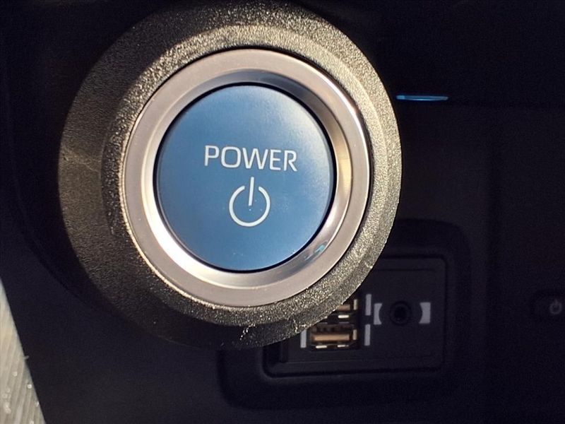 Used 2022 Toyota Venza XLEImage 20