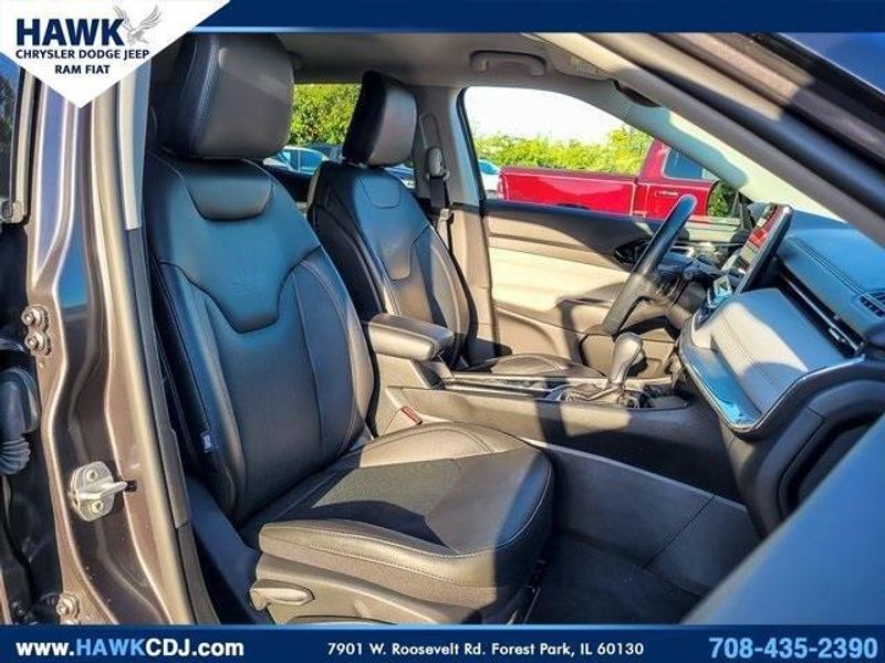 2022 Jeep Compass Limited photo 28