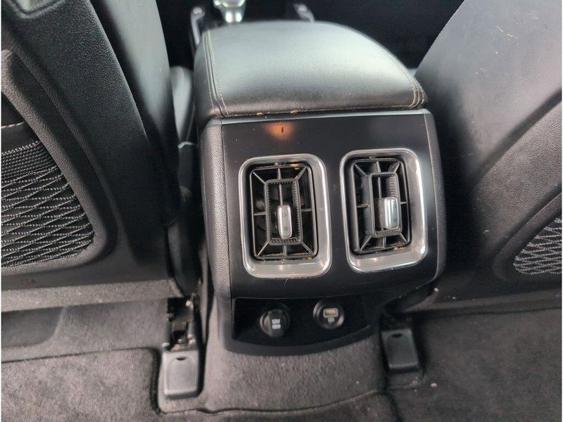 Used 2023 Kia Sorento SImage 36