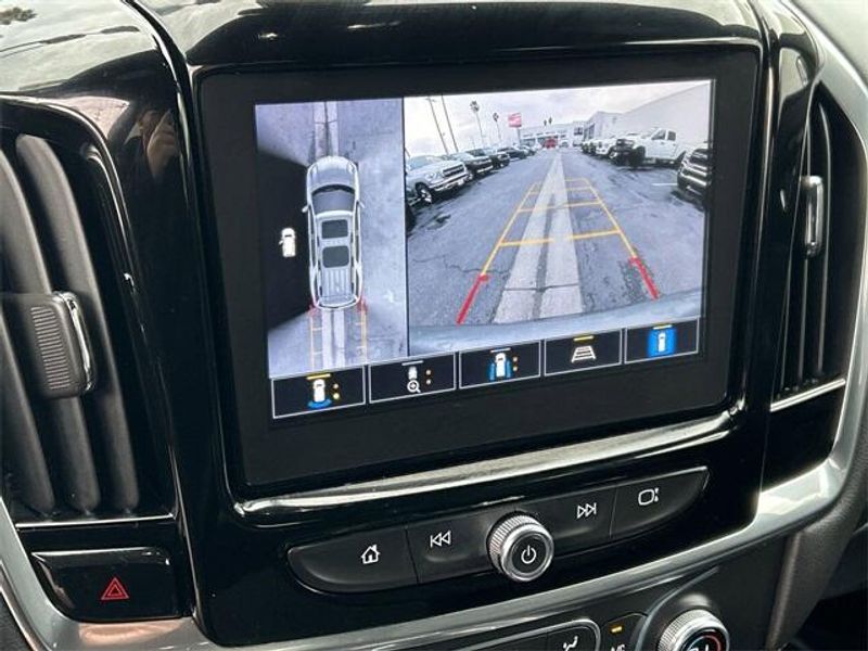 Used 2023 Chevrolet Traverse RSImage 27