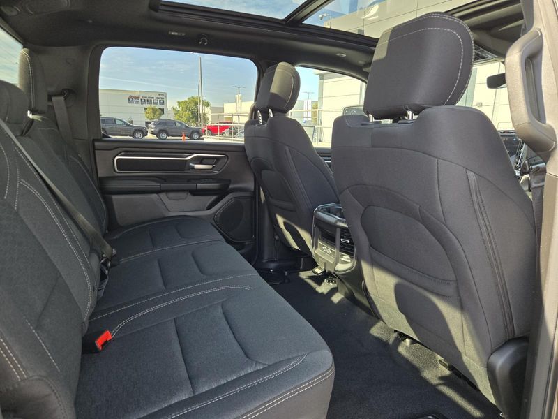 New 2026 RAM 1500 Big Horn Crew Cab 4x2 5'7' Box