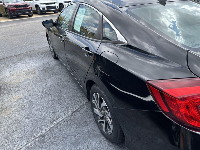 Used 2017 Honda Civic EXImage 10
