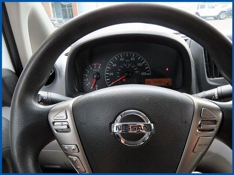 2018 Nissan NV200 SVImage 10