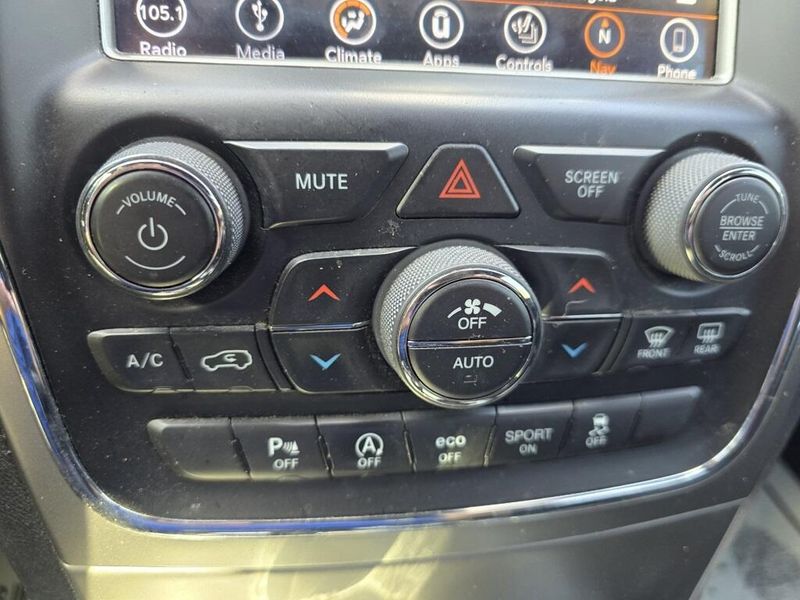 2018 Jeep Grand Cherokee Altitude photo 21