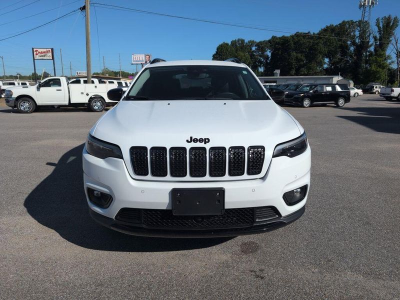 2023 Jeep Cherokee Altitude LuxImage 8