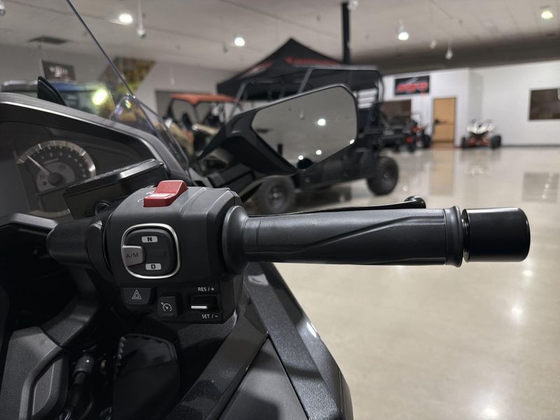 New 2026 Honda GOLDWING TOUR DCT Image 25