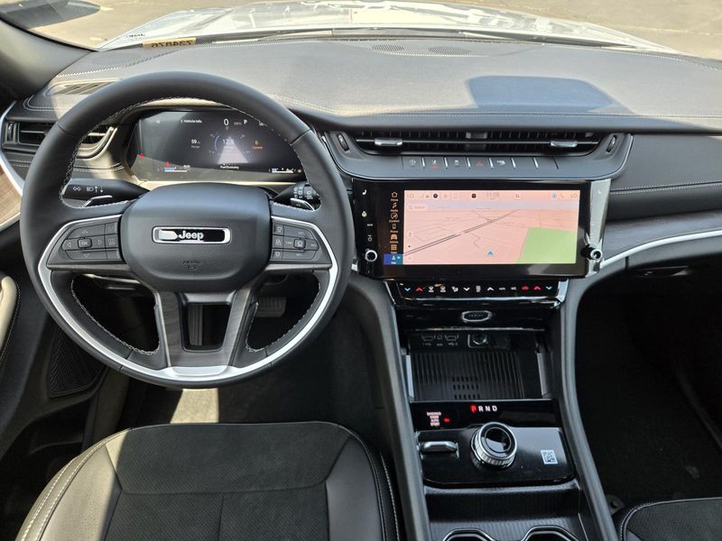 New 2026 Jeep Grand Cherokee L Laredo Altitude 4x4
