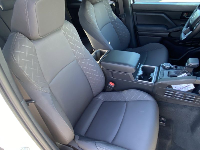 New 2025 Toyota Tacoma SR5Image 11