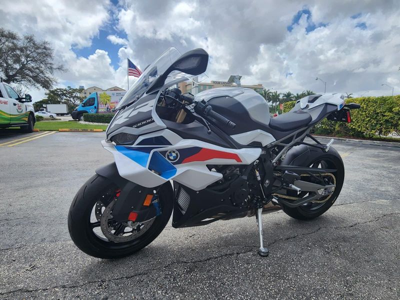 2026 BMW S 1000 RRImage 4