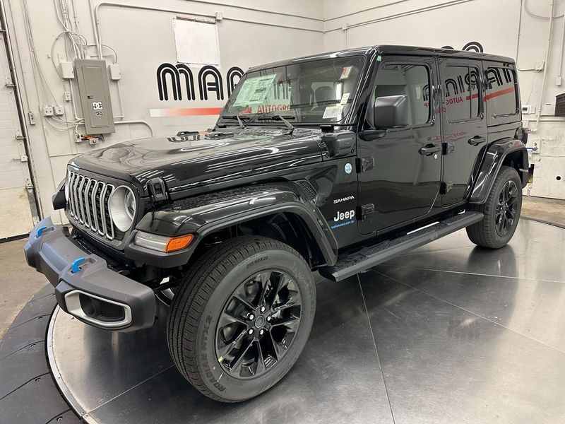 2024 Jeep Wrangler 4-door Sahara 4xeImage 6