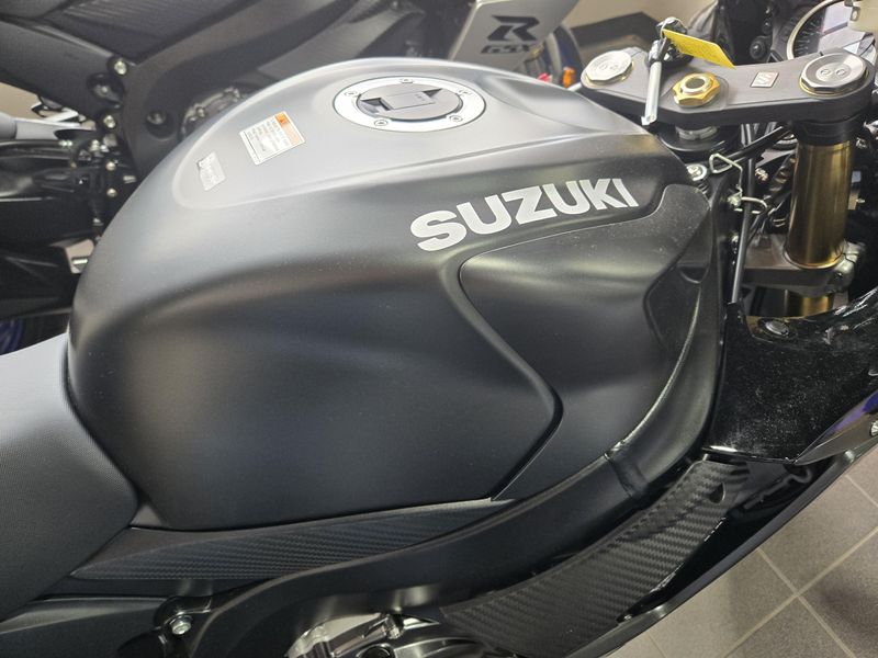NEW 2026 SUZUKI GSXR750 Image 7
