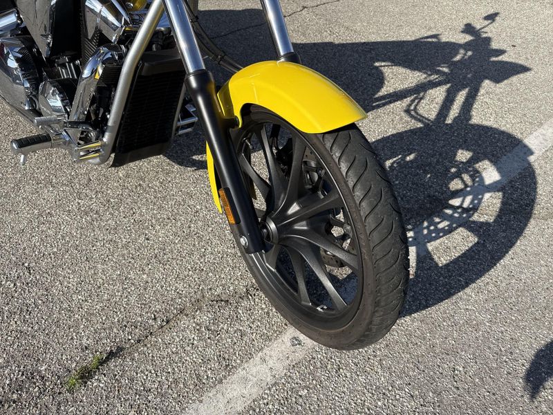 Used 2023 Honda FURY ABS Image 10