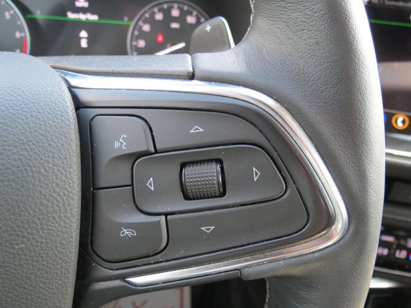 Used 2023 Buick Envision Essence AWD 4dr CrossoverImage 13