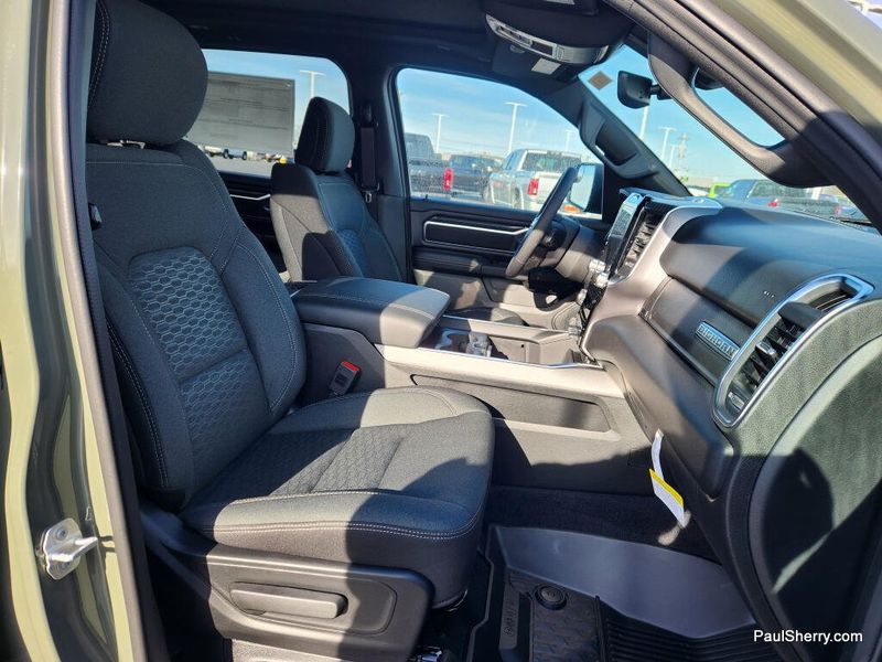 New 2026 RAM 1500 Big Horn Crew Cab 4x4 5'7' Box