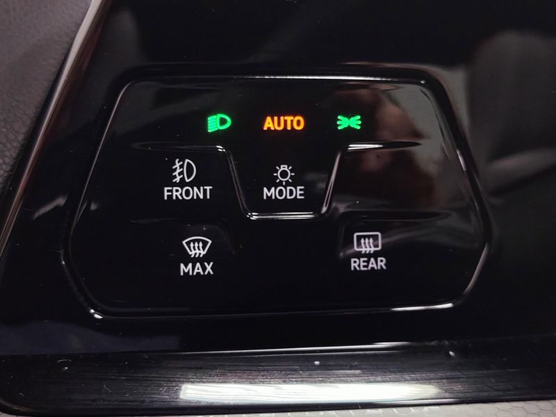 Used 2024 Volkswagen Golf GTI SE w/SunroofImage 27