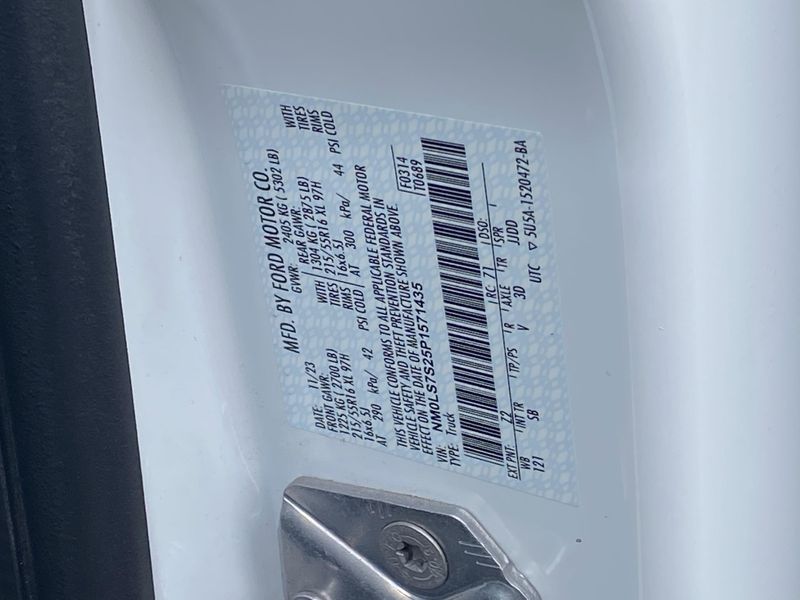 Used 2023 Ford Transit Connect Van Image 8