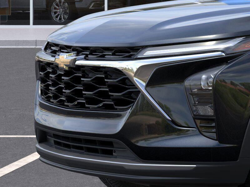 New 2025 Chevrolet Trax LTImage 13