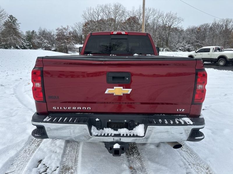 2019 Chevrolet Silverado 2500HD LTZ photo 4