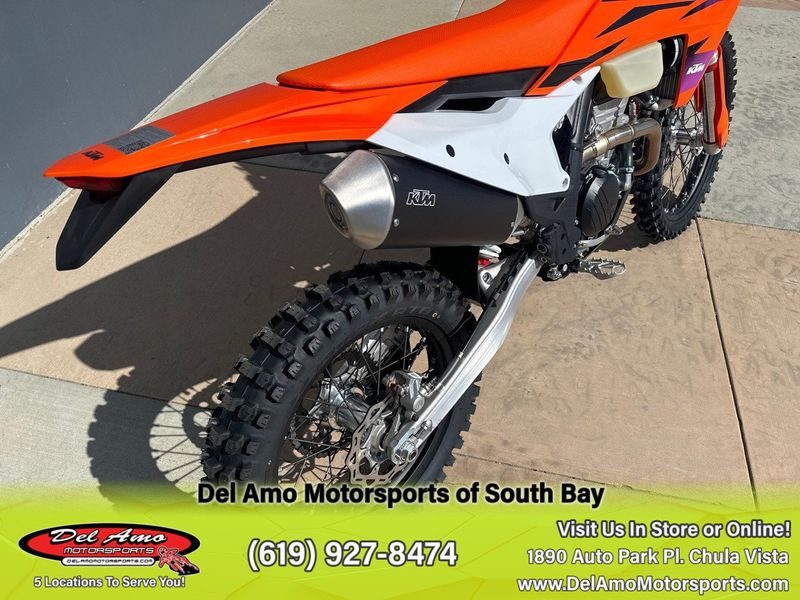 2024 KTM 350 XW-F  in a ORANGE exterior color. Del Amo Motorsports of South Bay (619) 547-1937 delamomotorsports.com 