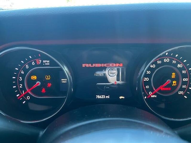 Used 2018 Jeep Wrangler Unlimited RubiconImage 18