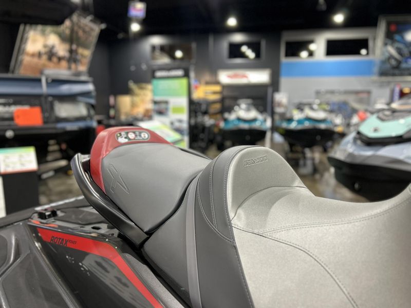 New 2025 Sea-Doo GTR-X 300 (SOUND SYSTEM) Image 16