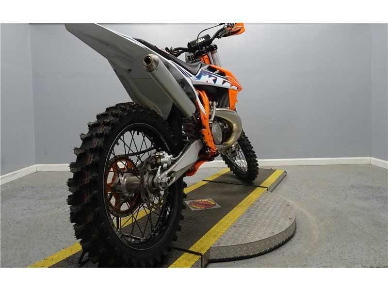 2022 KTM SX 250Image 3