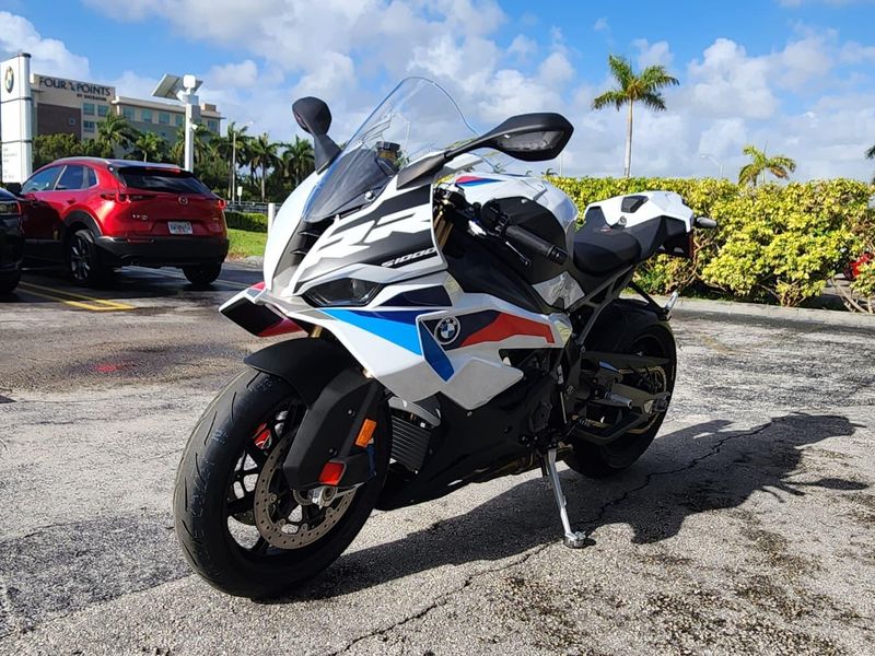 2026 BMW S 1000 RRImage 3