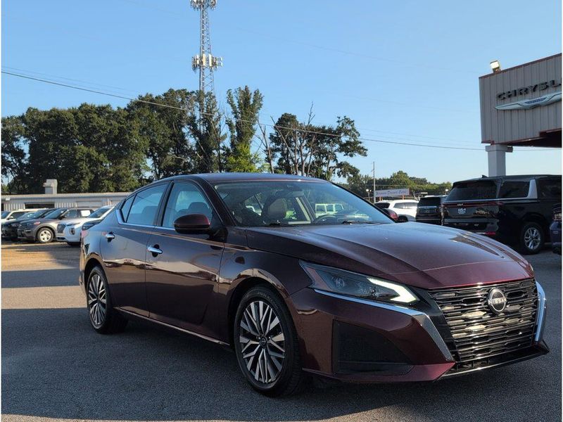 Used 2023 Nissan Altima 2.5 SVImage 7