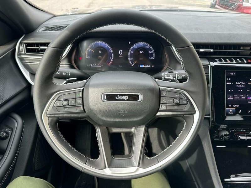 2025 Jeep Grand Cherokee Altitude X 4x4Image 2