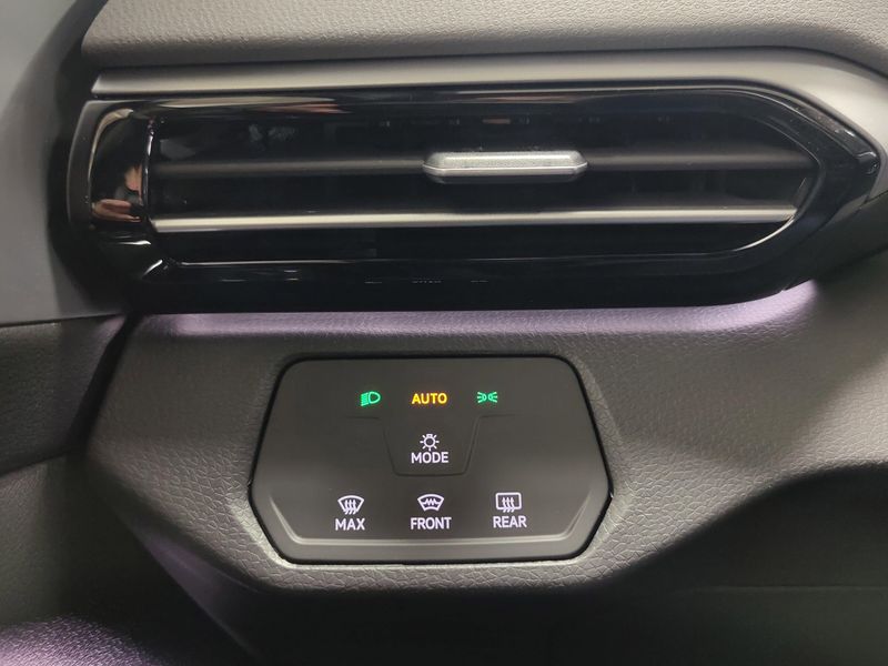 Used 2025 Volkswagen ID.4 Pro AWD 82kW Long RangeImage 25