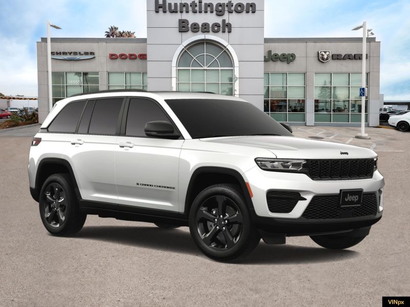 2025 Jeep Grand Cherokee Altitude 4x4Image 11
