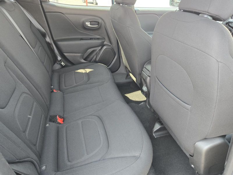 Used 2022 Jeep Renegade Latitude 4x4