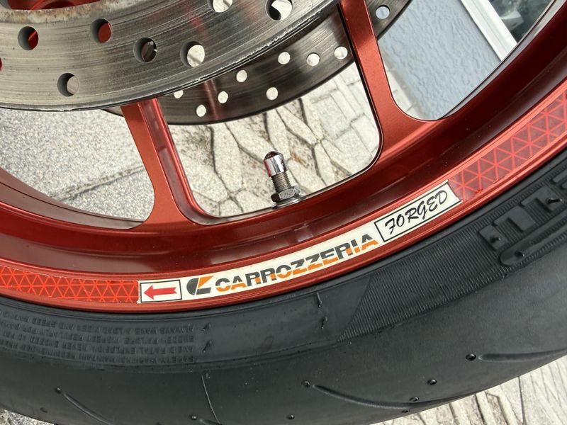 Used 2010 Yamaha YZF R1 LE 