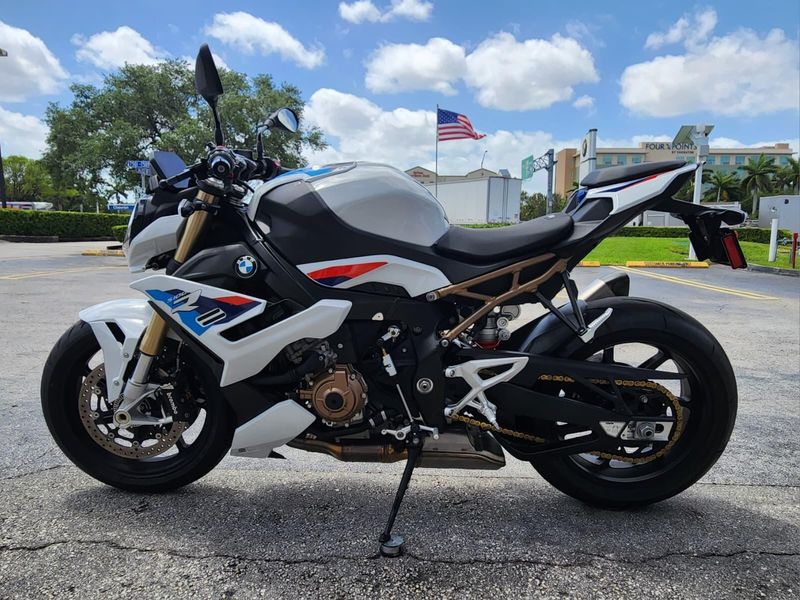 Used 2023 BMW S 1000 R Image 5