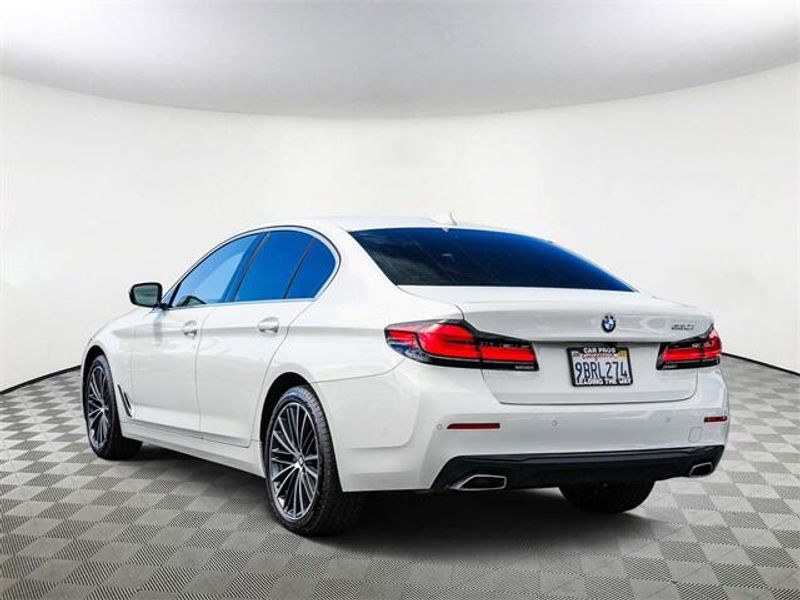 2022 BMW 5 Series 530iImage 6