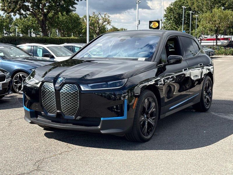 Used 2024 BMW iX xDrive50Image 2