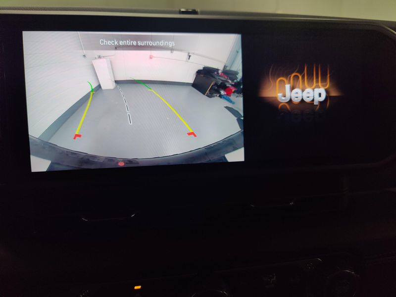 Used 2025 Jeep Wrangler 4xE Rubicon 4WD w/ConvenienceImage 21