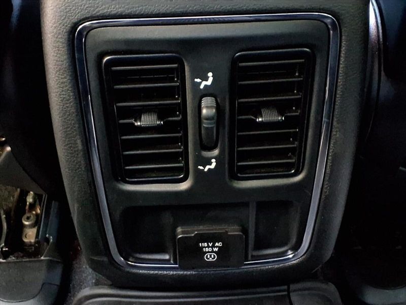 2021 Jeep Grand Cherokee Laredo X photo 10