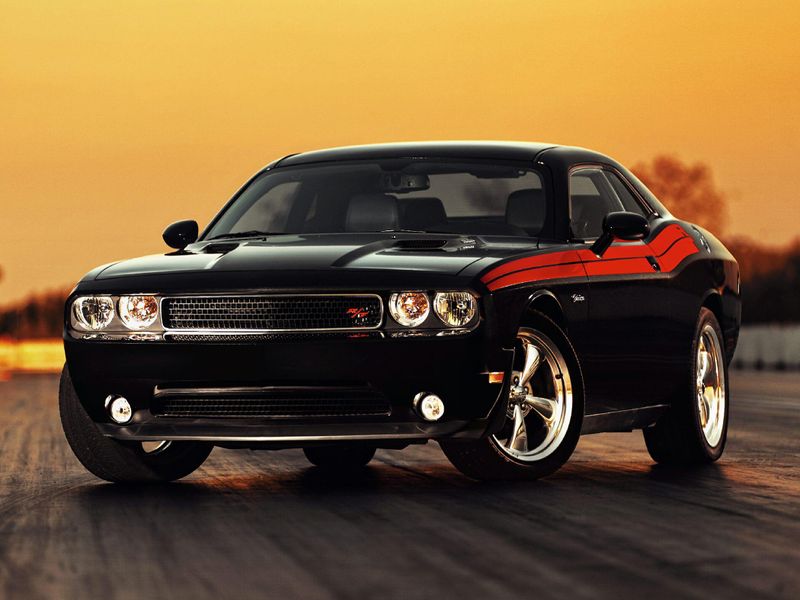 Used 2013 Dodge Challenger R/TImage 1