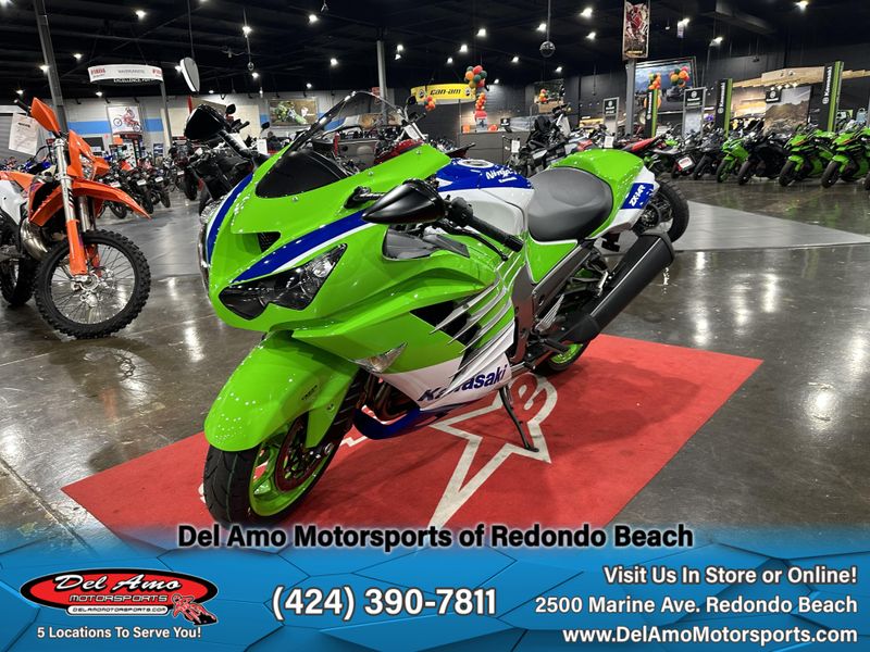 2024 Kawasaki ZX1400JRFNL-GN1  in a LIME GREEN/PEARL CRYSTAL WHITE/BLUE exterior color. Del Amo Motorsports of Redondo Beach (424) 304-1660 delamomotorsports.com 